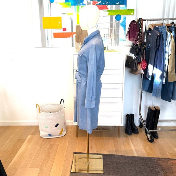 Vintage 1970s Levi's Orange Tab Chambray Belted Shirt Dress // Size Small - Picture 4 of 7